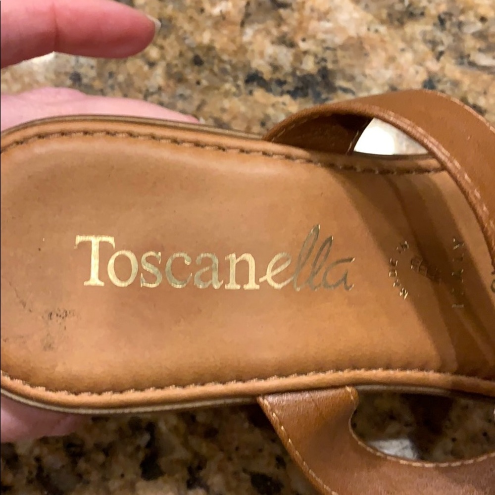 Sandals - Picture 4 of 6